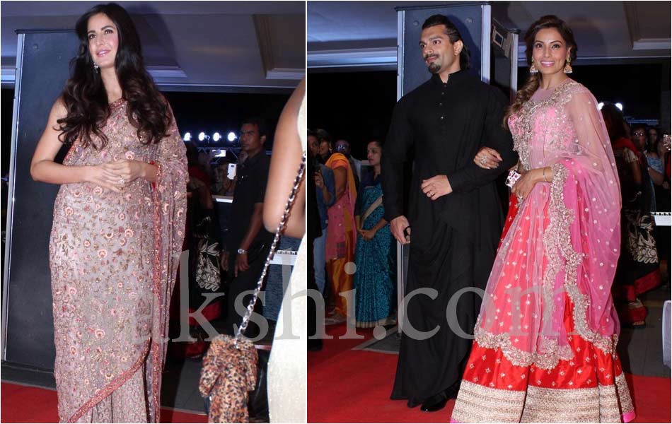 Neil Nitin Mukesh And Rukmini Sahay Reception10