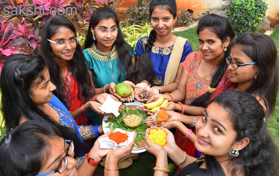 Students ugadi celebrations in MLR Institute of Technology17