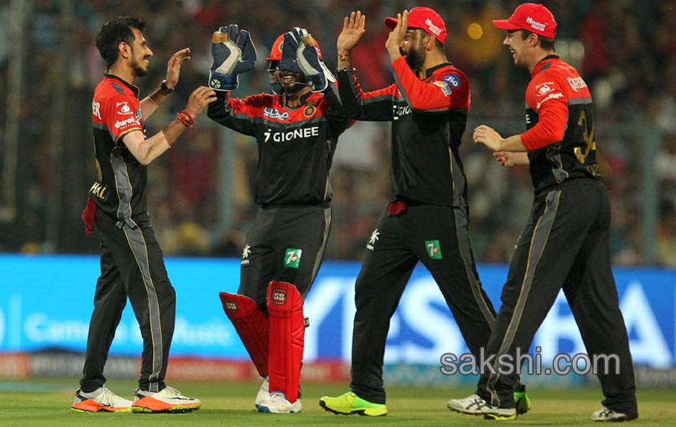 RCB crash to lowest ever IPL score in history12