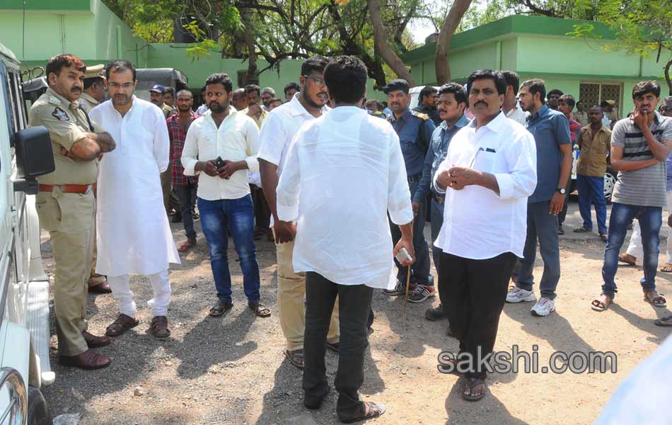 ysrcp leader cherukulapti narayana reddy murdered - Sakshi23