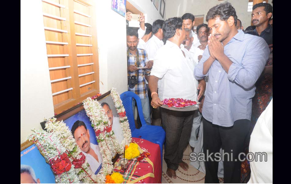 YS rajashekar reddy 8th death anniversary - Sakshi14