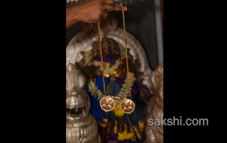 vijayawada kanakadurga gold jewellery16
