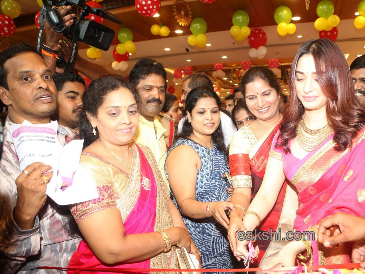 Tamanna launches Joh Rivaaj lounge @ Chennai Shopping Mall - Sakshi9