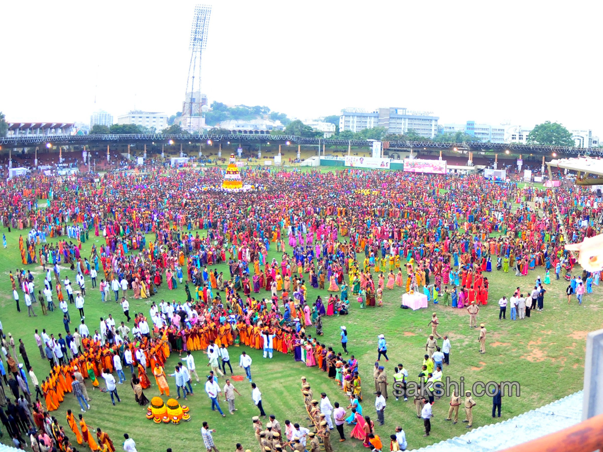 Bathukamma Celebrations at LB Stadium12