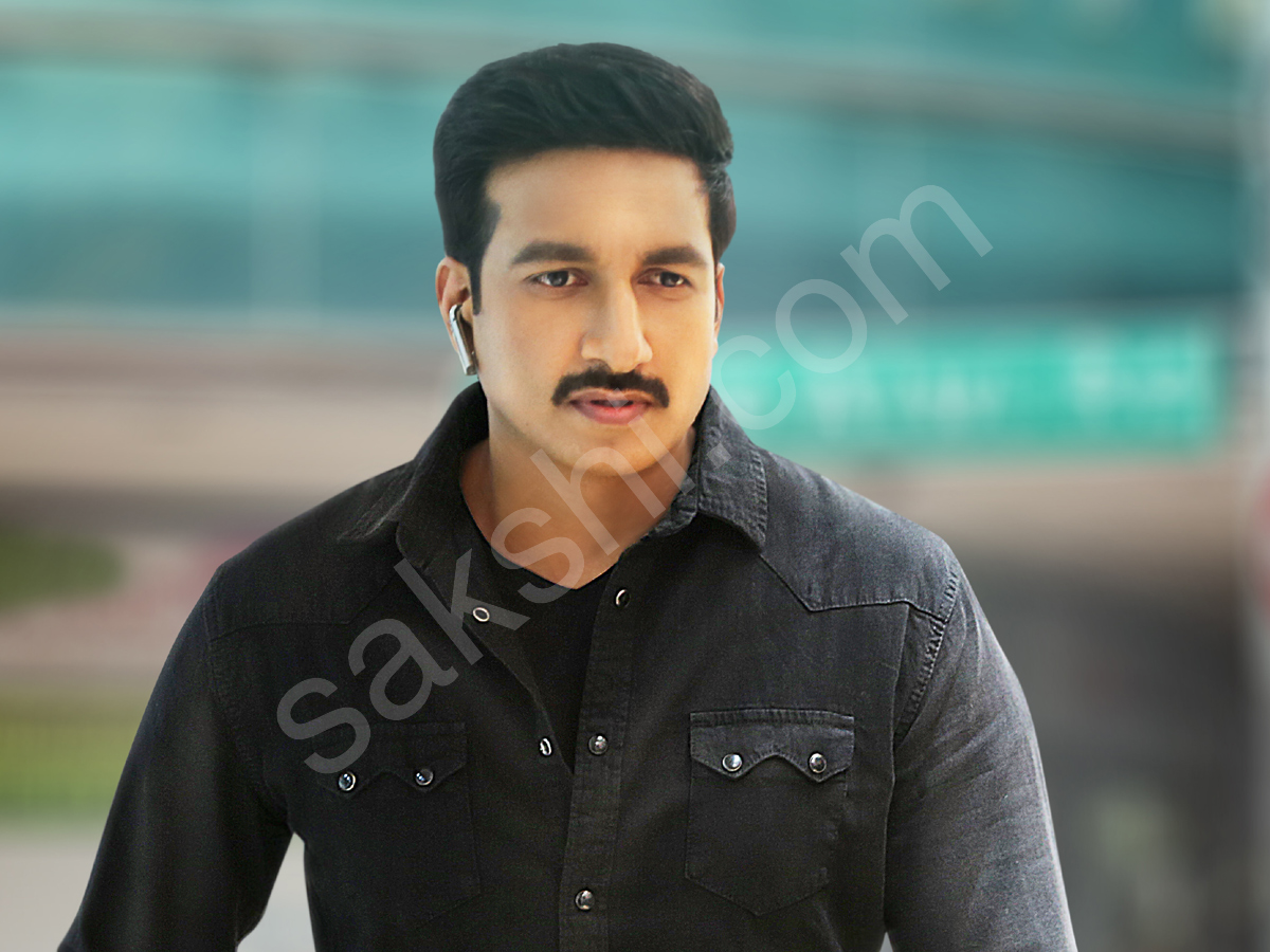 Gopichand Oxygen Movie Stills - Sakshi10