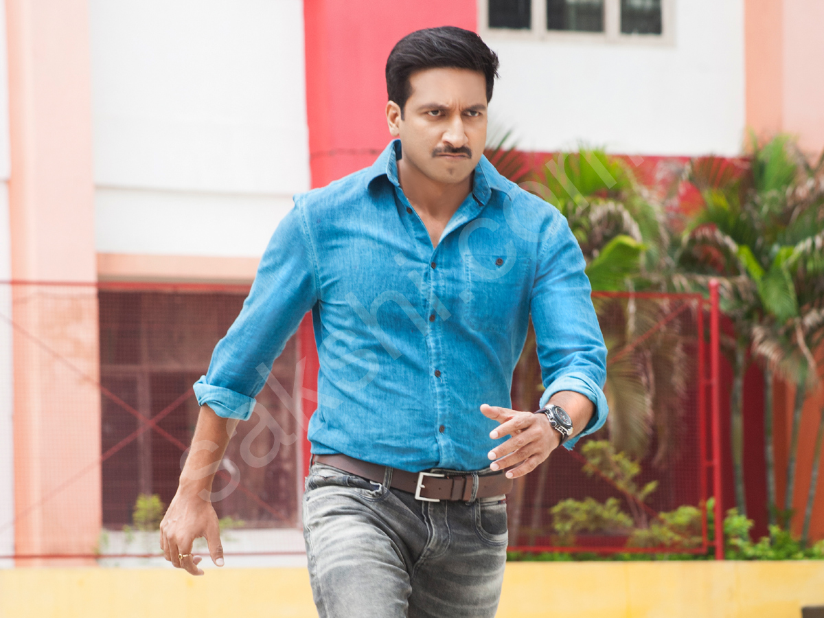 Gopichand Oxygen Movie Stills - Sakshi8