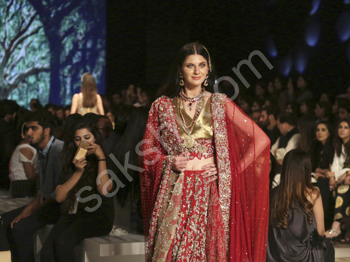 pakistan bridal fashion week4