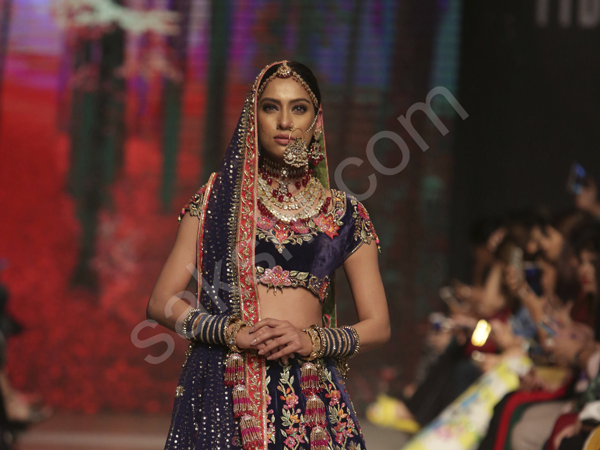 pakistan bridal fashion week1