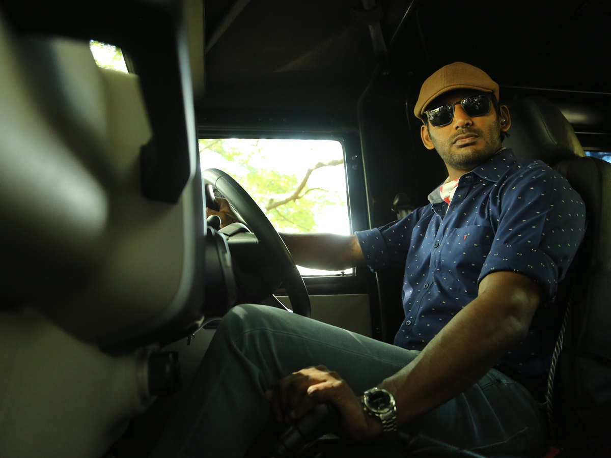 VISHAL DETECTIVE MOVIE STILLS - Sakshi3