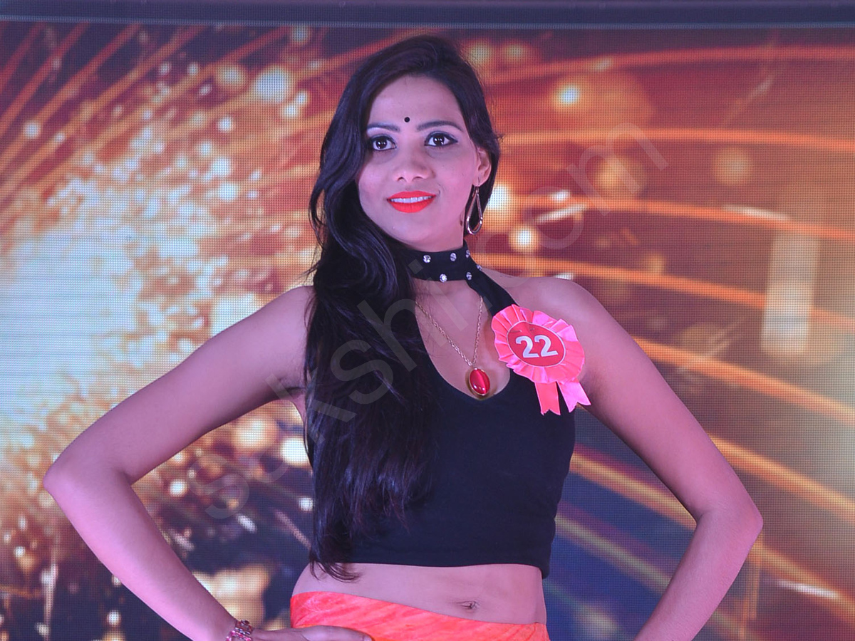 mister and misses trends 2017 in hyderabad - Sakshi9