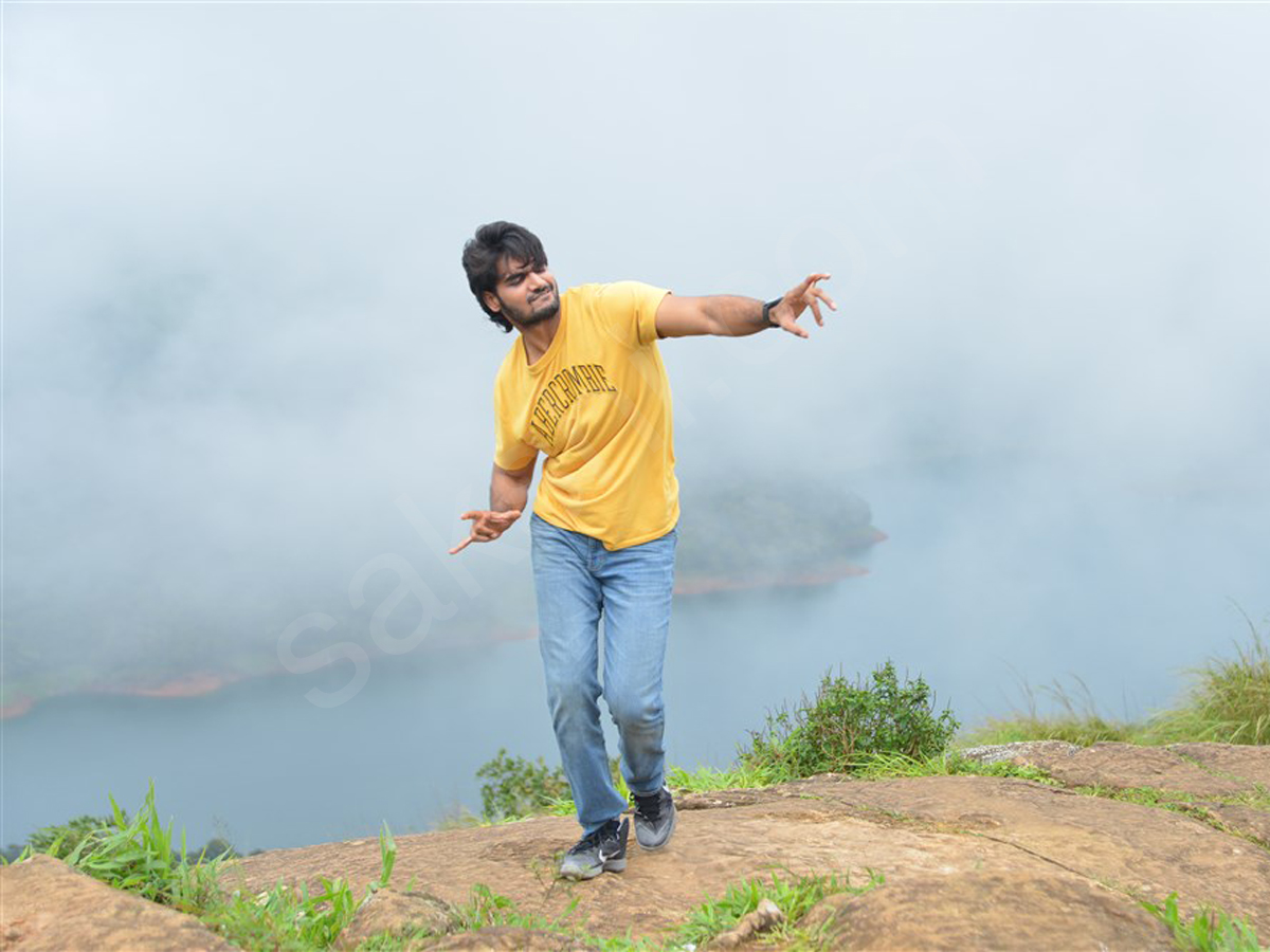 prematho mee karthik movie photos - Sakshi12