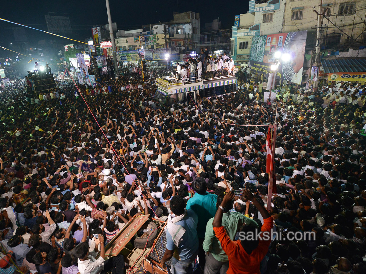ys jagans day five prajasankalpayatra ends in Proddatur - Sakshi2