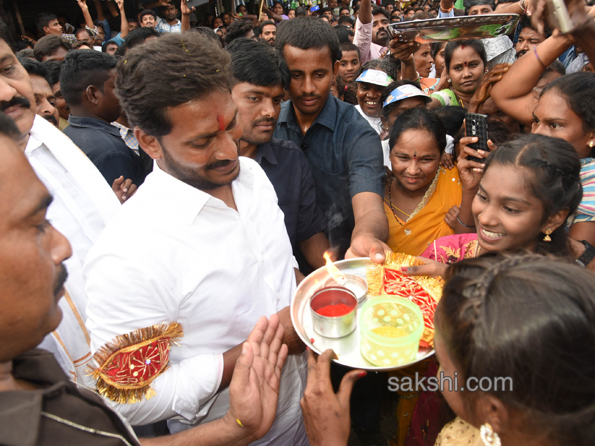 ys jagans day five prajasankalpayatra ends in Proddatur - Sakshi19