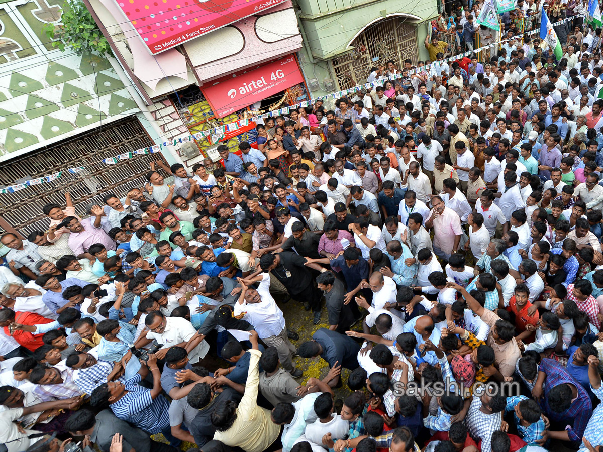 ys jagans day five prajasankalpayatra ends in Proddatur - Sakshi29