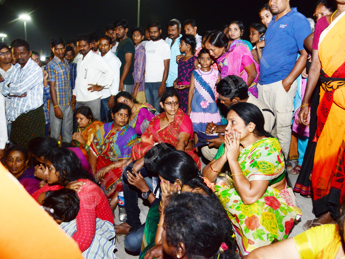 Tourist Boat Capsizes in Krishna River - Sakshi5