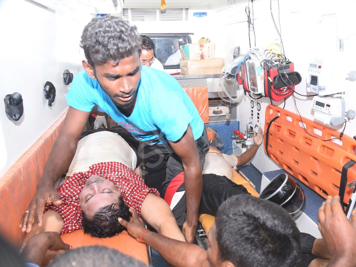 Tourist Boat Capsizes in Krishna River - Sakshi6