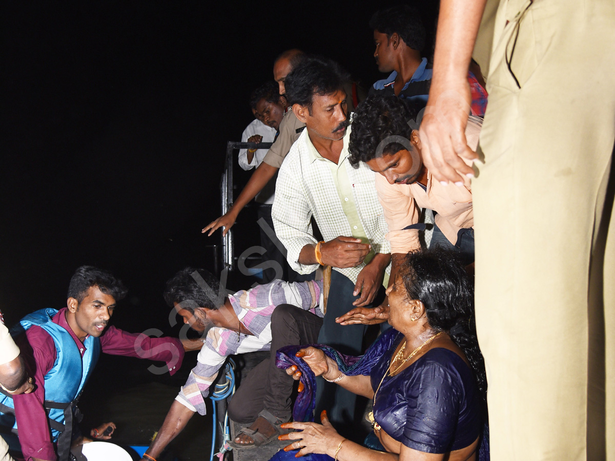 vijayawada boat turns over krishna river - Sakshi12