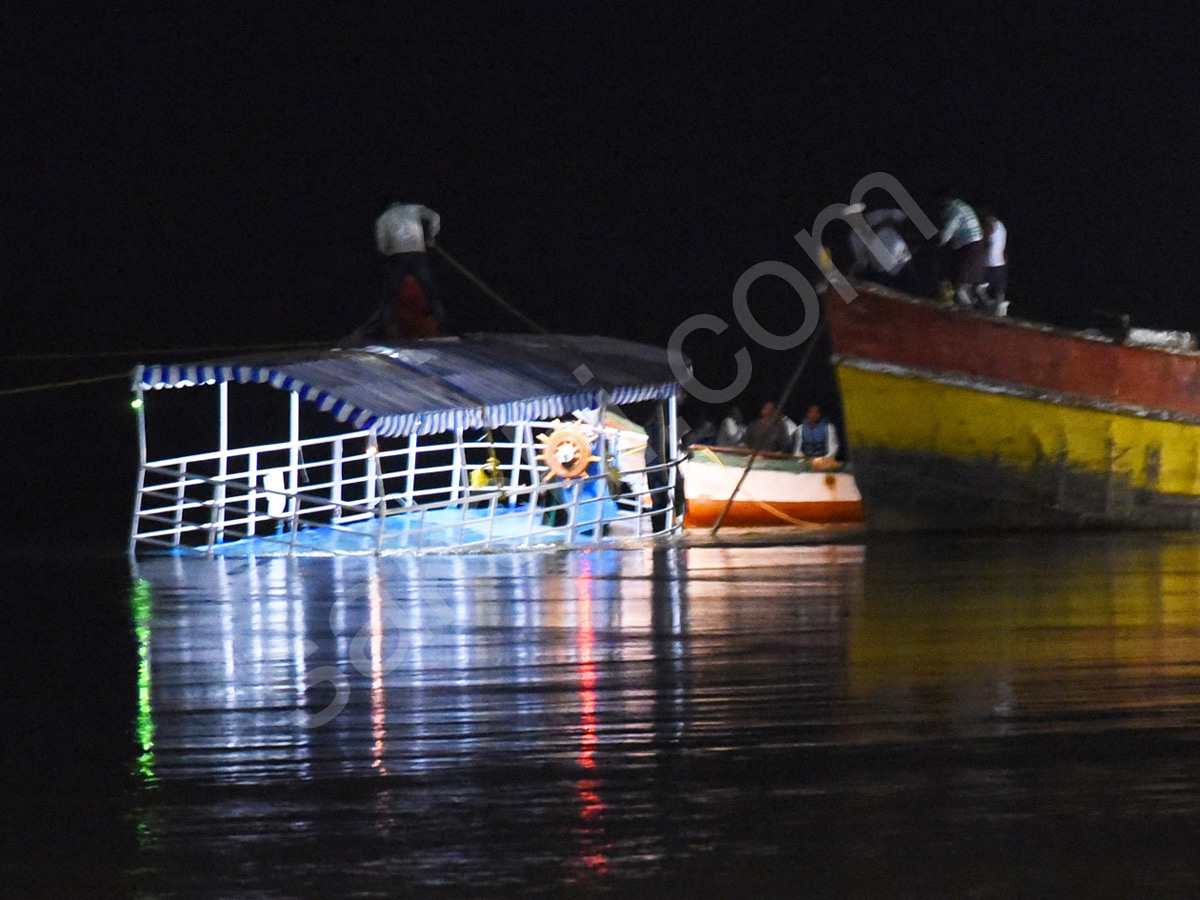 vijayawada boat turns over krishna river - Sakshi24
