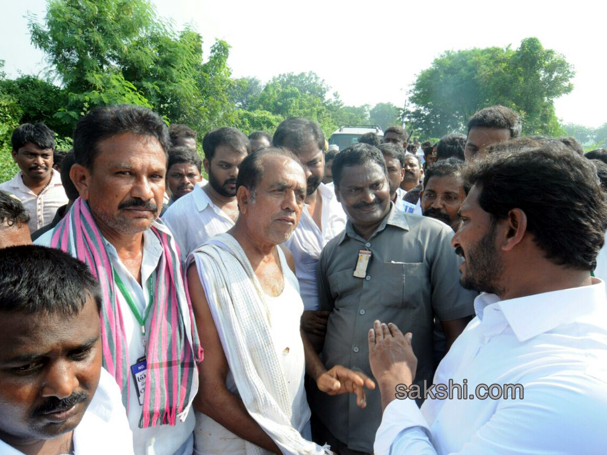 ninth day prajasankalapa yatra - Sakshi14