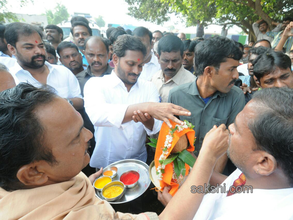 ninth day prajasankalapa yatra - Sakshi31