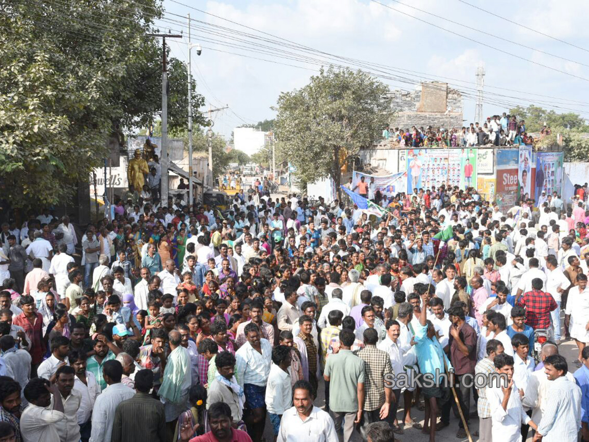ys jagan mohan reddy prajasankalpayatra completes 14th day - Sakshi - Sakshi6