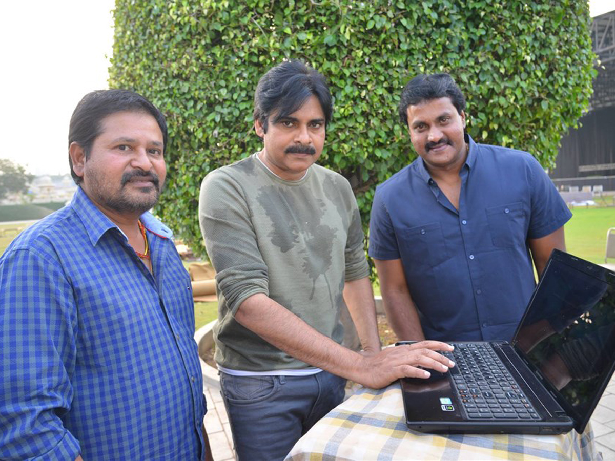Pawan Kalyan Launches Sunil 2 Countries Teaser - Sakshi - Sakshi2