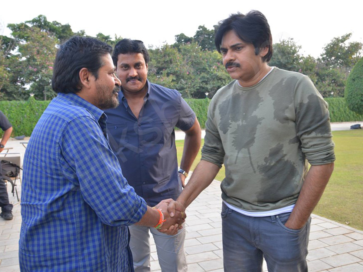 Pawan Kalyan Launches Sunil 2 Countries Teaser - Sakshi - Sakshi3