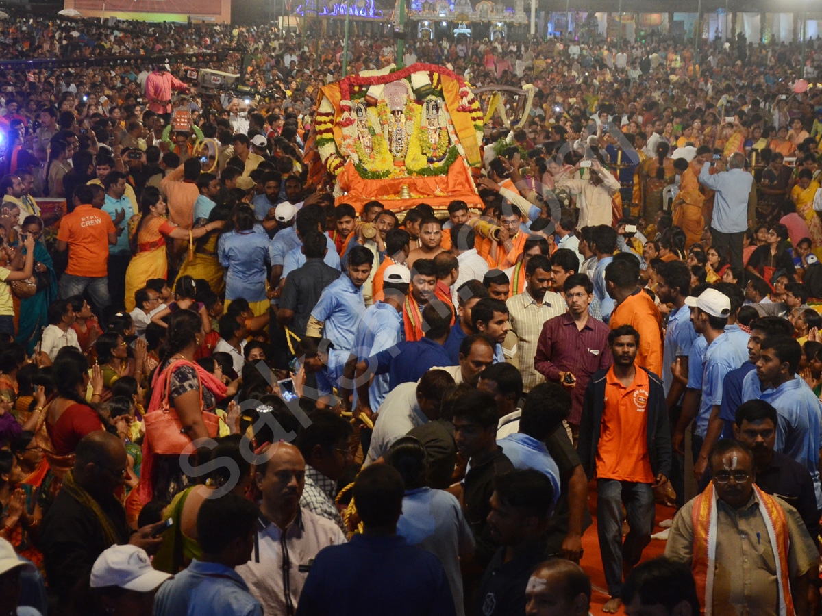 Koti Deepothsavam By Bhakthi TV Events in Hyderabad - Sakshi1