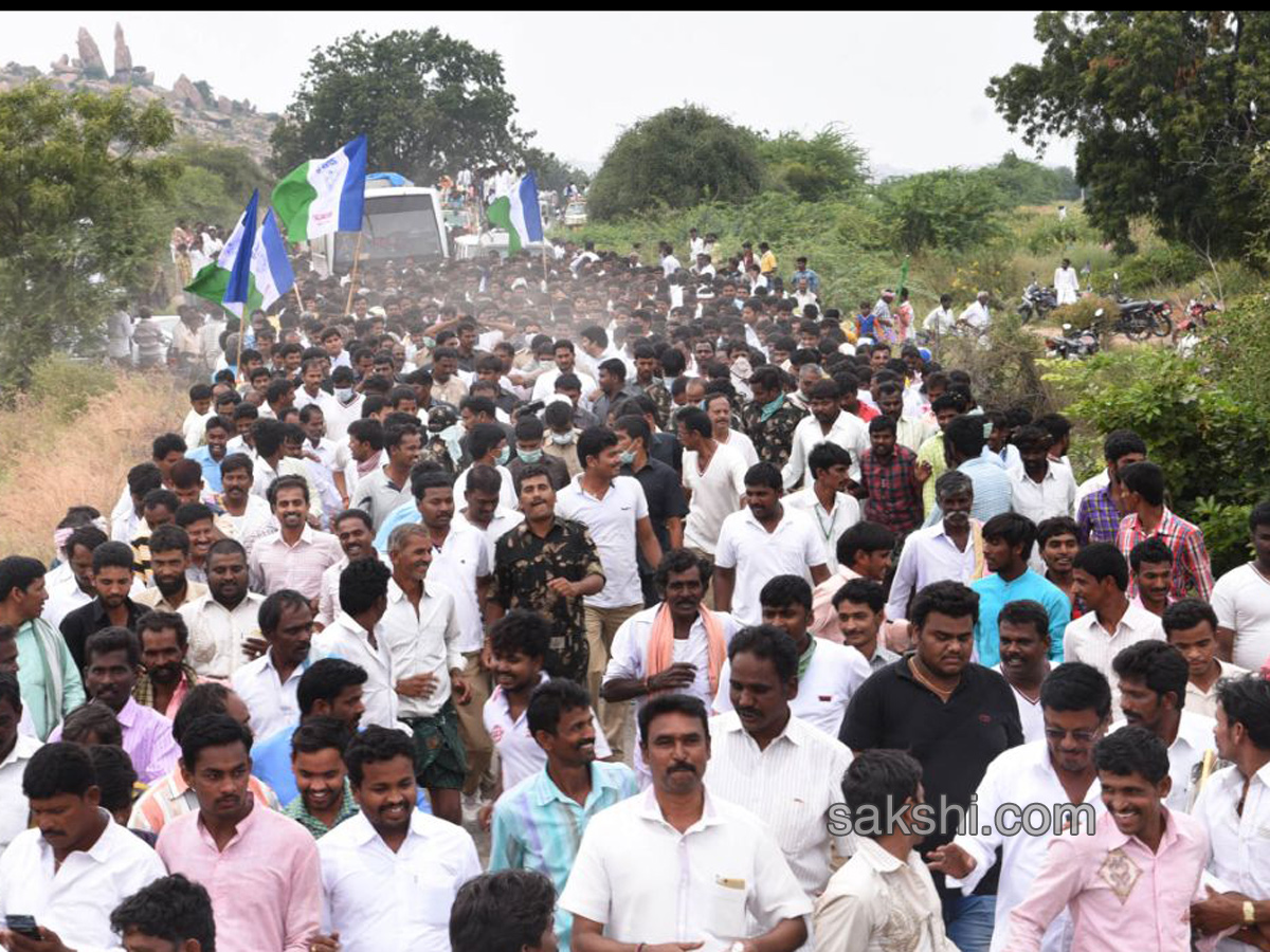 ys jagan prajasankalpayatra day 22 end - Sakshi14
