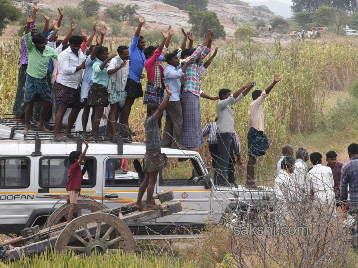 ys jagan prajasankalpayatra day 22 end - Sakshi15