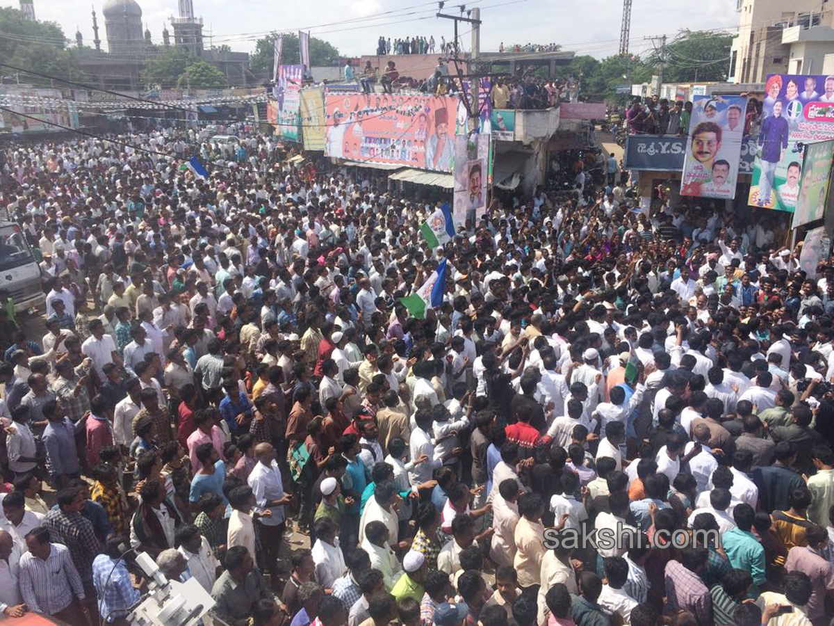 ys jagan starts praja sankalpa yatra second day - Sakshi19