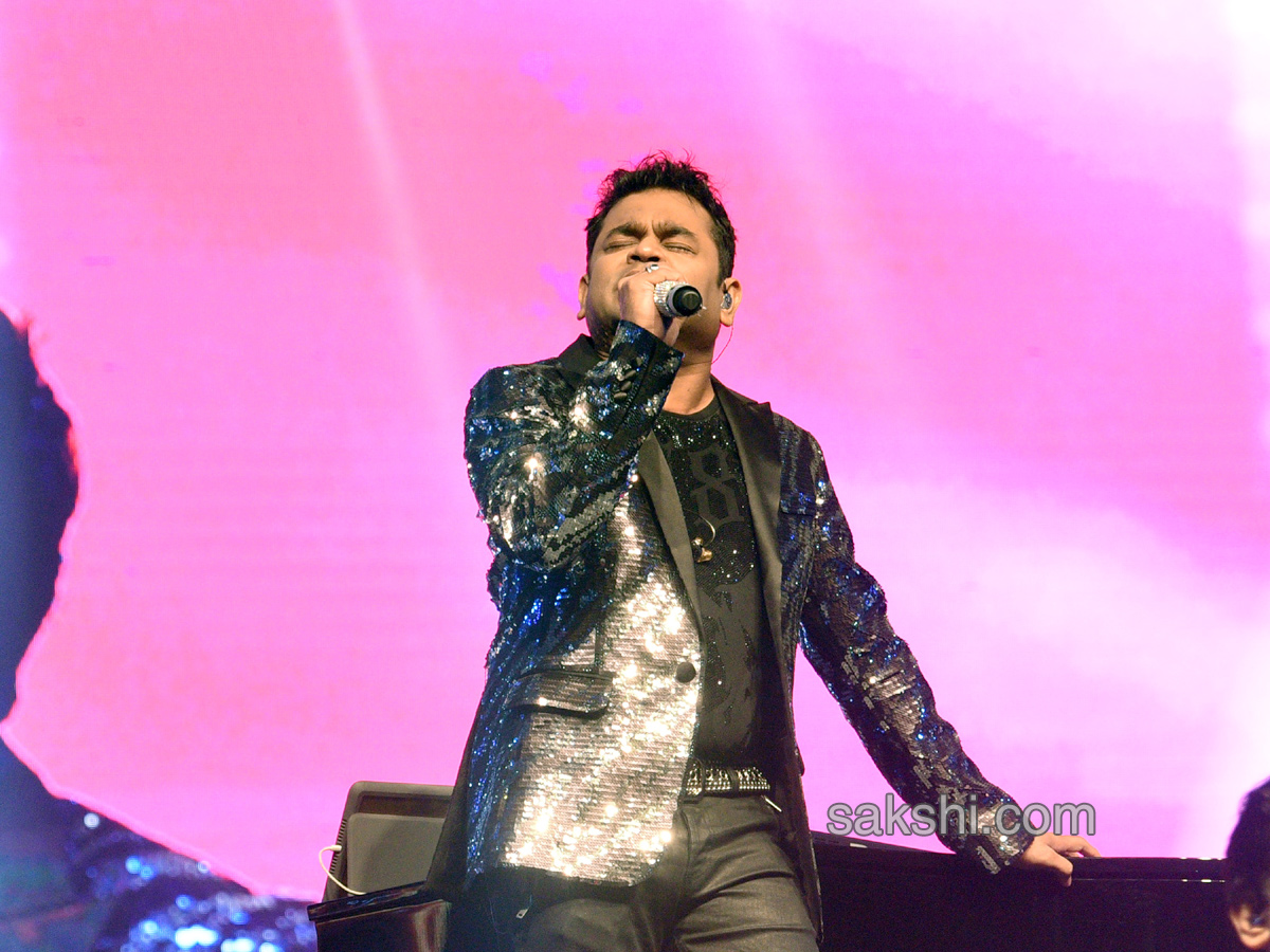 A R Rahman show creates waves - Sakshi9