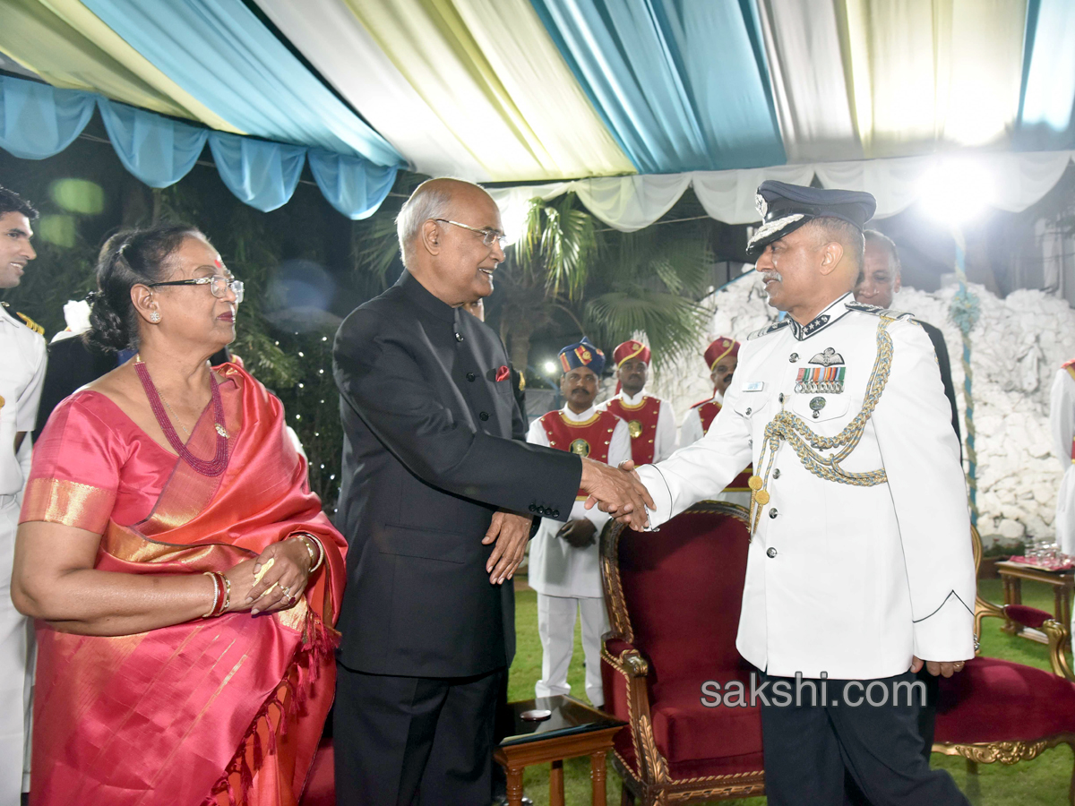 President Ramnath Kovind Dinner with Telangana Governor - Sakshi3