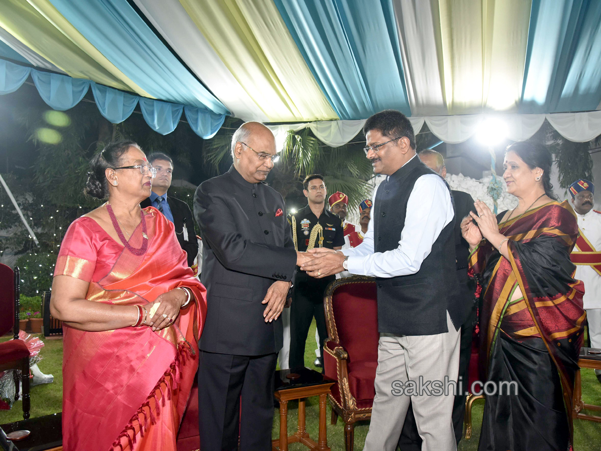 President Ramnath Kovind Dinner with Telangana Governor - Sakshi5