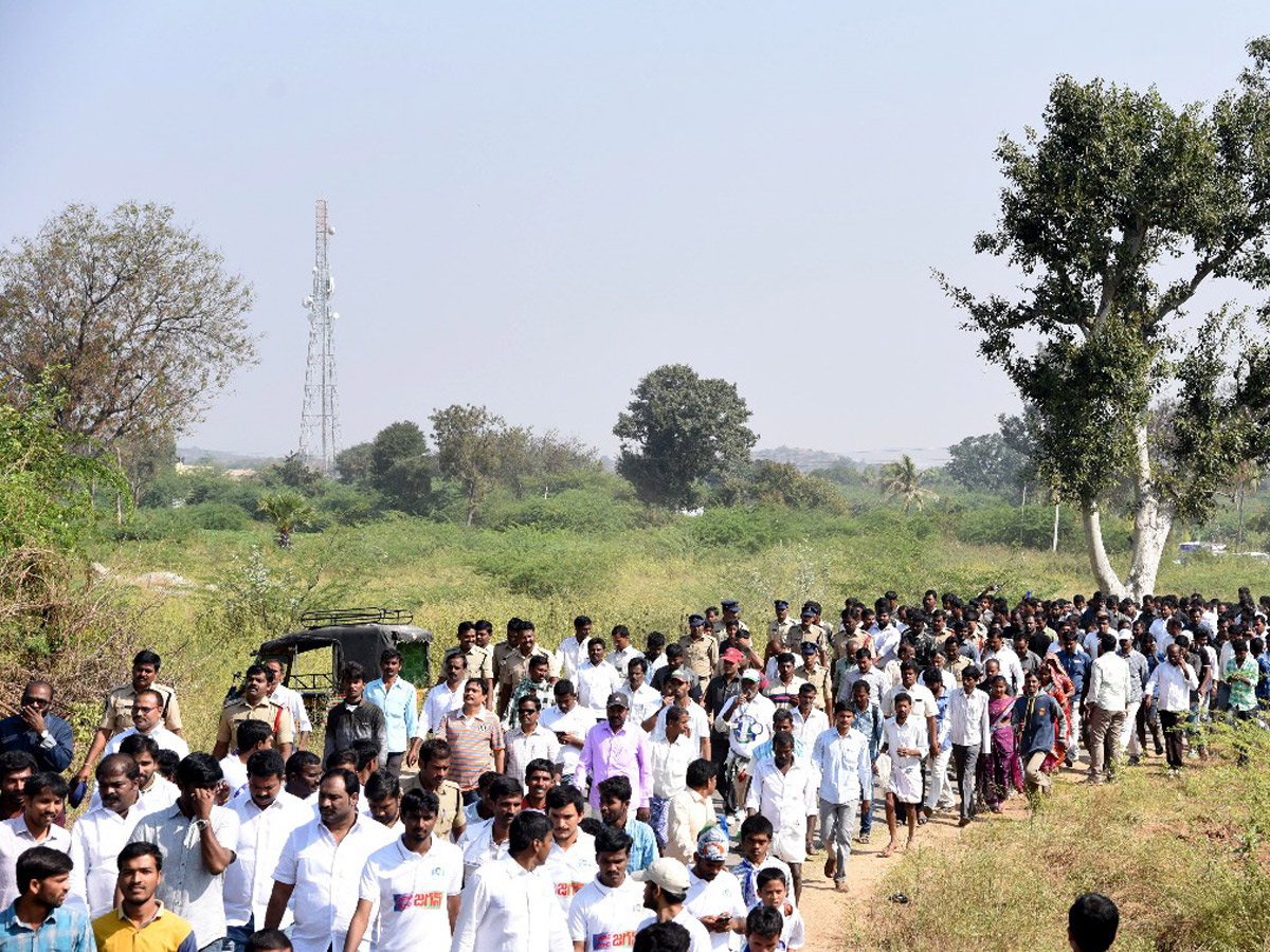 prajasankalpayatra enters chittoor district - Sakshi15