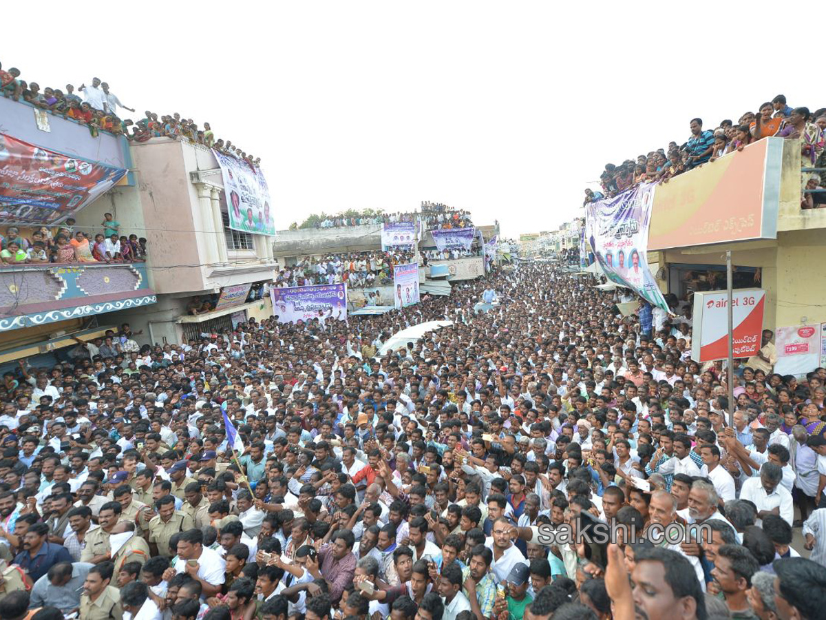 ys jagan prajasankalpayatra 27th day ends - Sakshi5