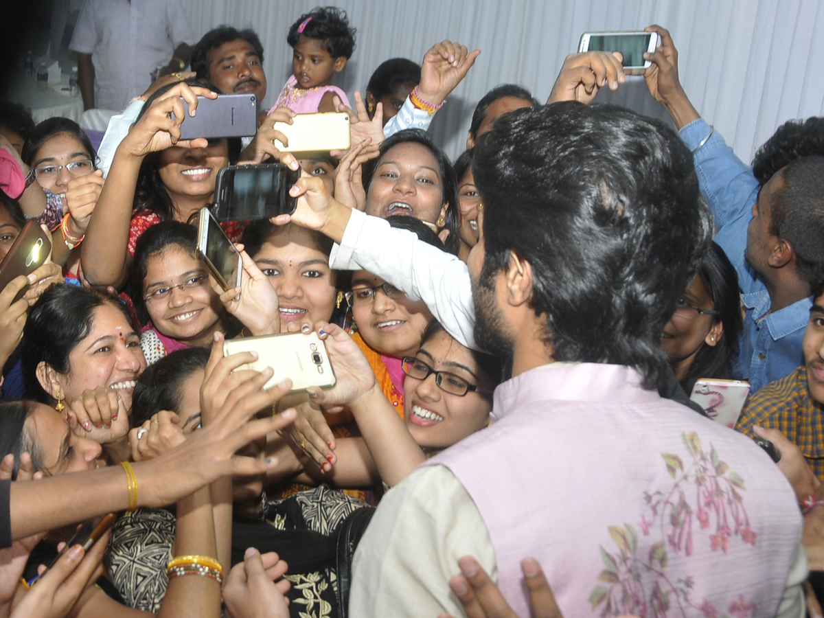 Vijay Devarakonda Opening Malabar Gold &diamonds at Hanmakonda - Sakshi9