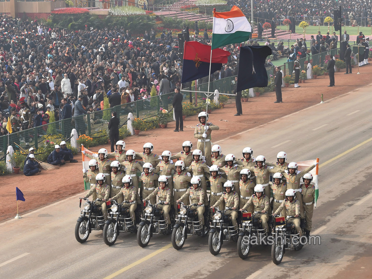 Seema Bhawani stunt team perform during 69th Republic Day - Sakshi8