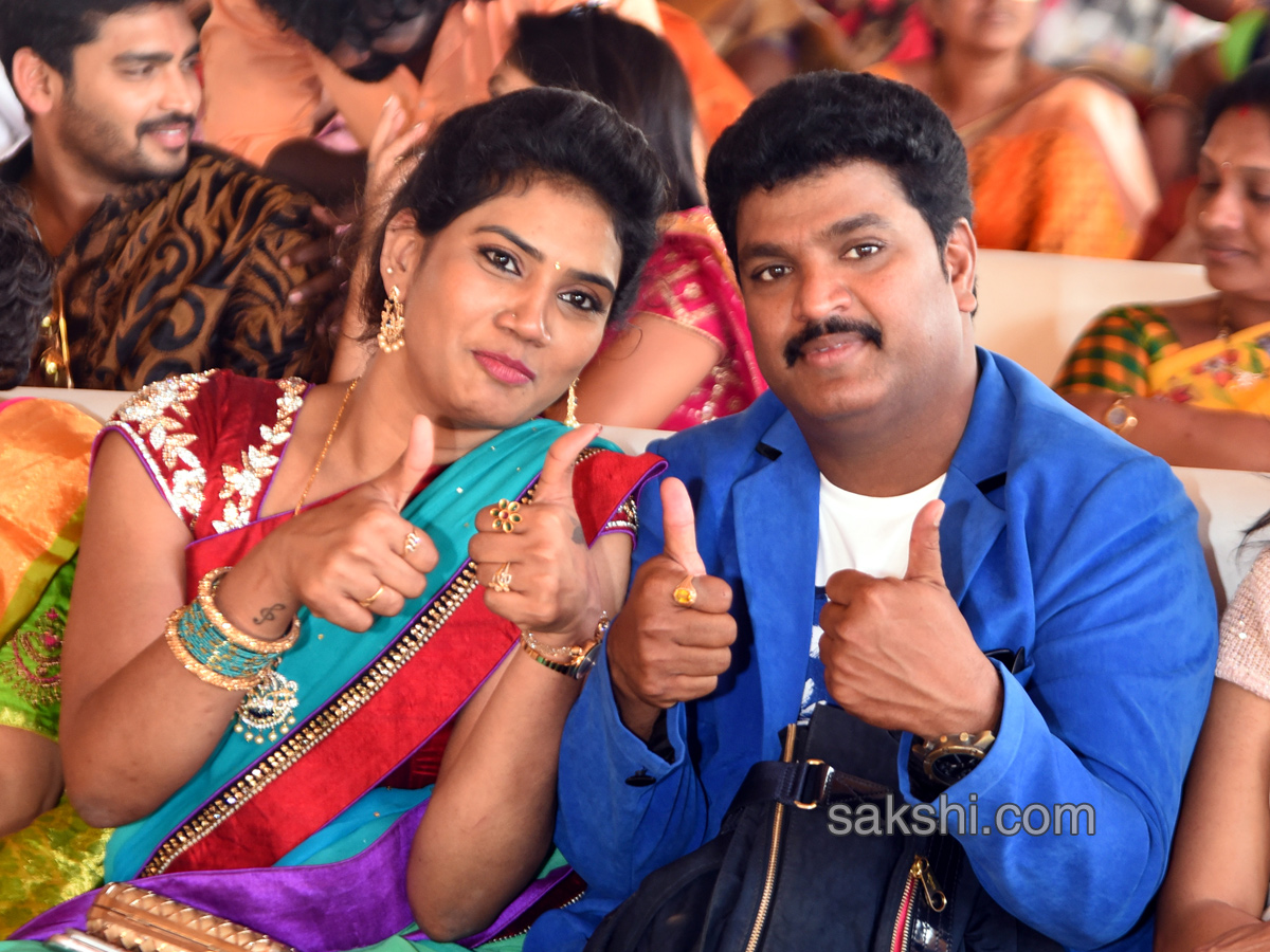 Kajal Aggarwal Visits Vijayawada Lays Foundation Stone For Showroom - Sakshi20