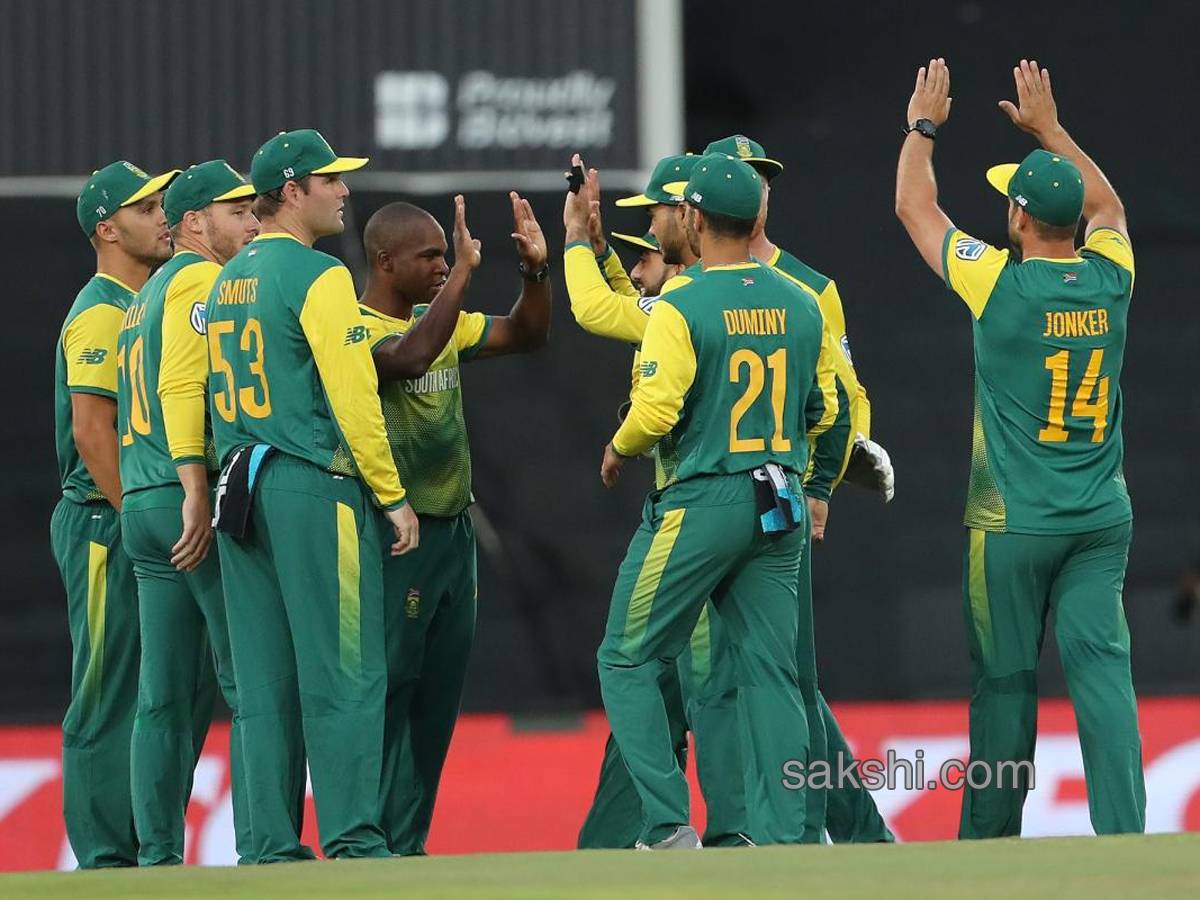 South Africa Beat India By 6 Wickets - Sakshi1