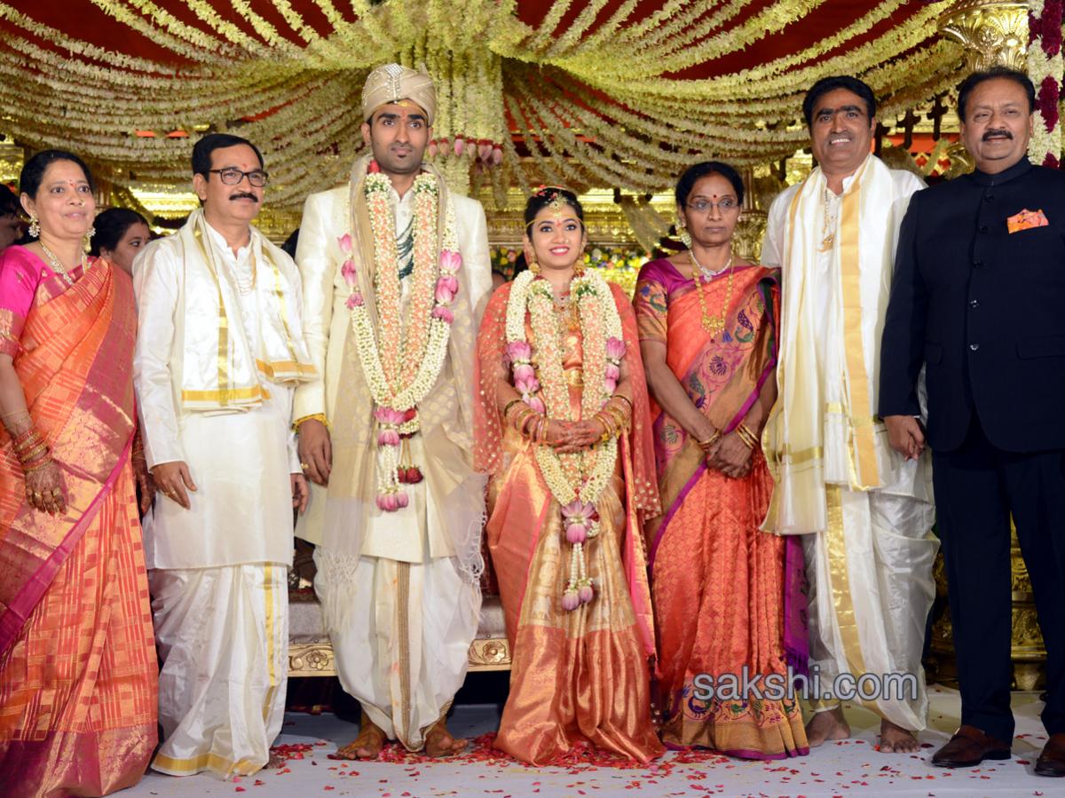 ys bharathi reddy attend bharathi cement director daughter marriage - Sakshi6