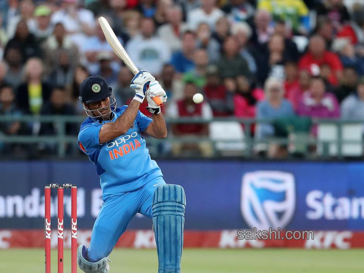 indias victory third T20 - Sakshi13