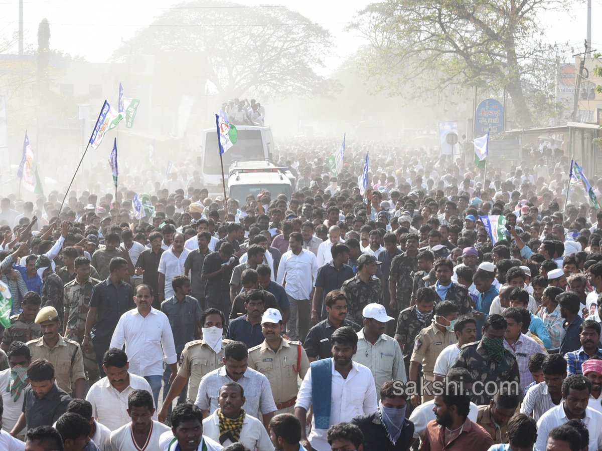 YS Jagan PrajaSankalpaYatra Day 100 Ends - Sakshi23