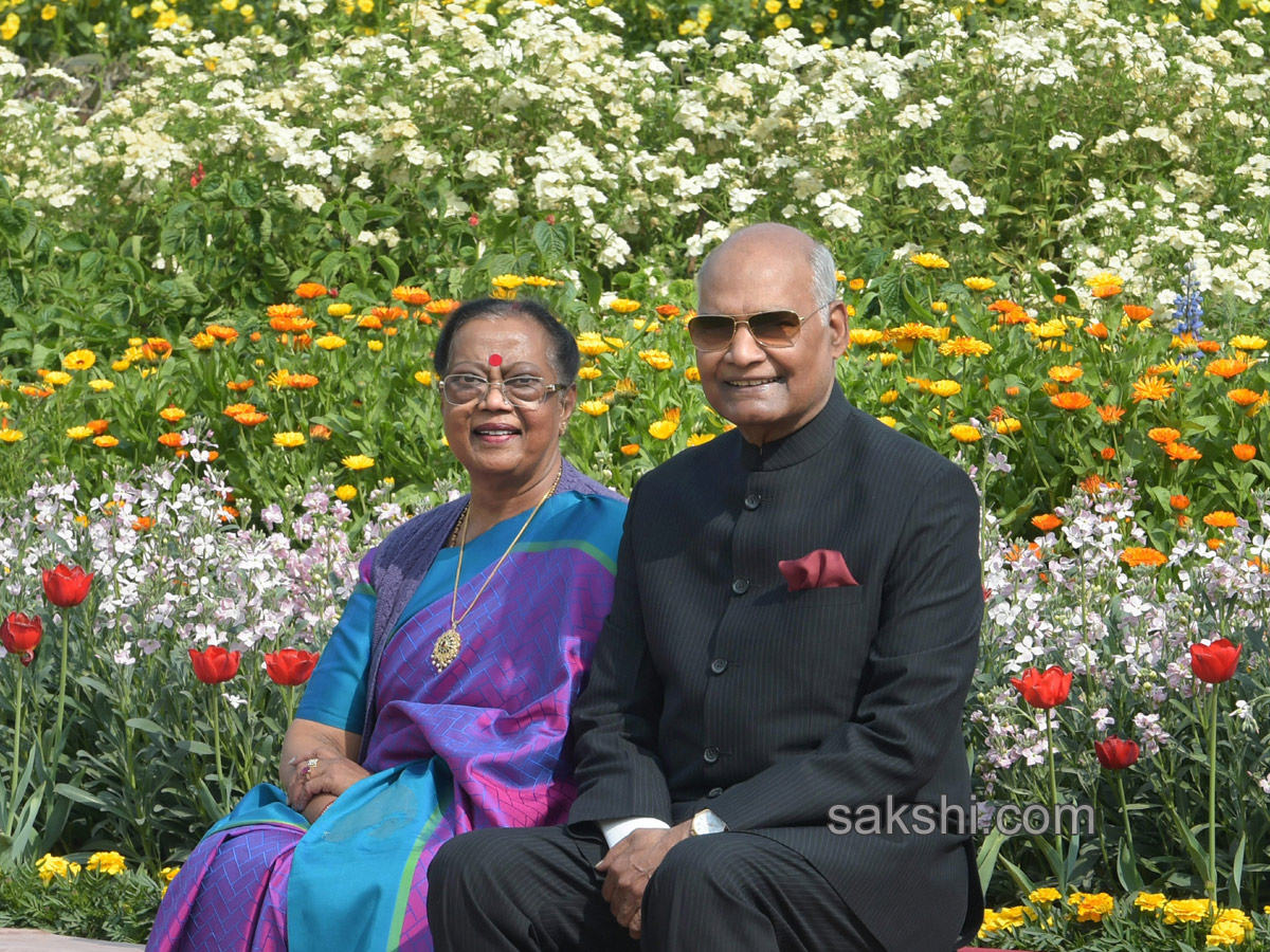 Mughal Gardens at Rashtrapati Bhavan in New Delhi - Sakshi2