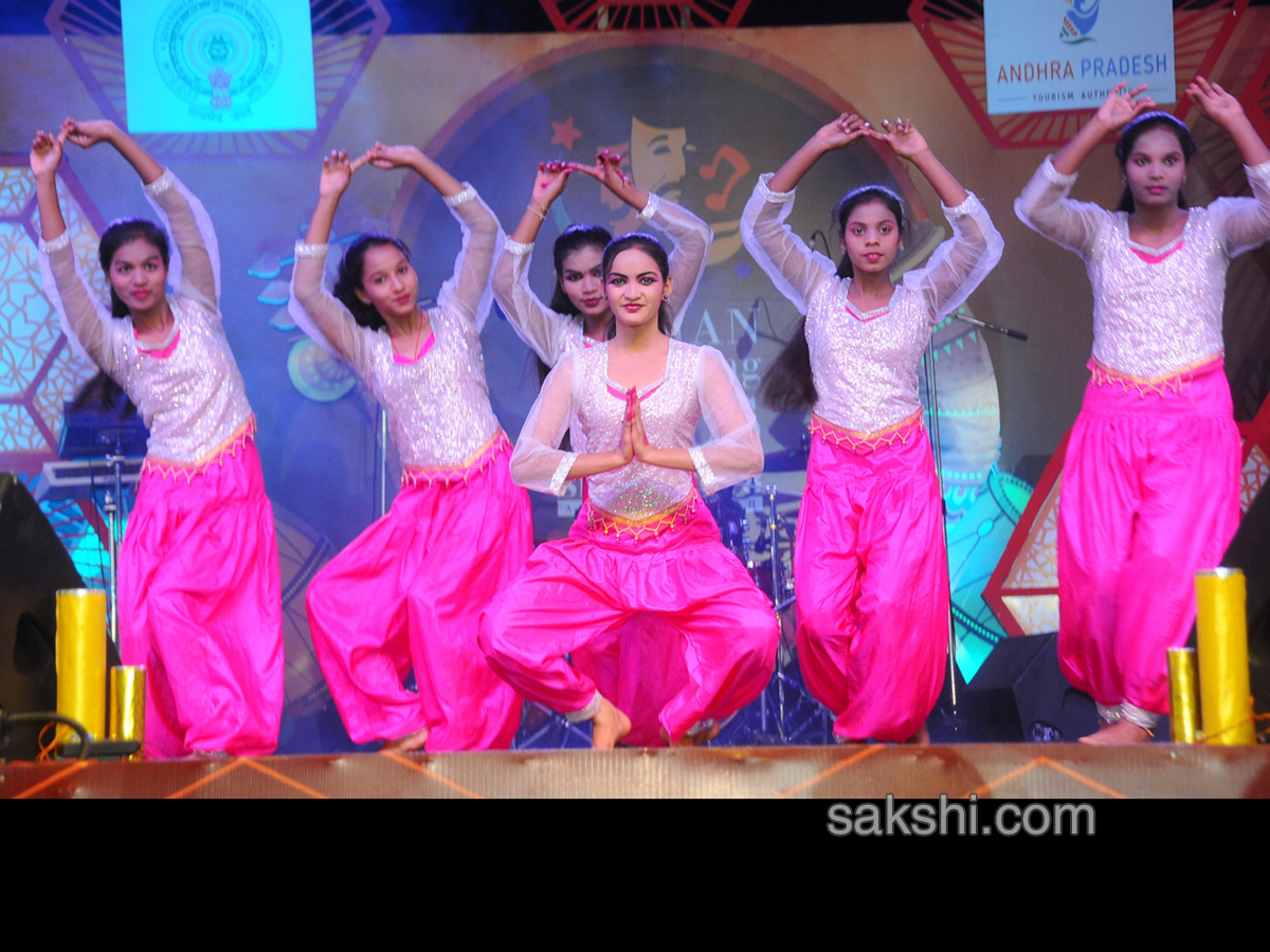 best pics of the week - Sakshi17