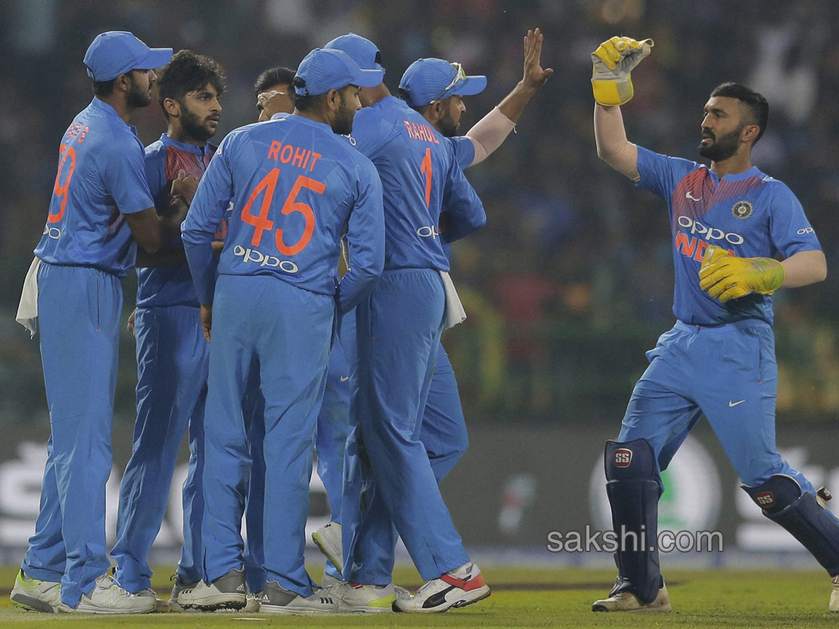 India Beat Sri Lanka by 6 Wickets in Nidahas Trophy - Sakshi16