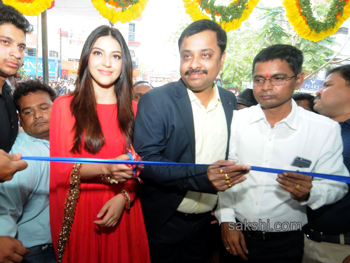 Mehreen Pirzada Openn Cellpoint In ananthapur - Sakshi11