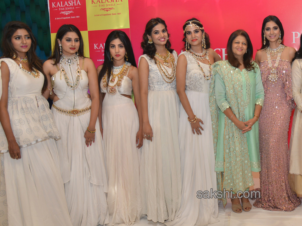 Womens day celebration at mari gold hotel ameerpet - Sakshi3