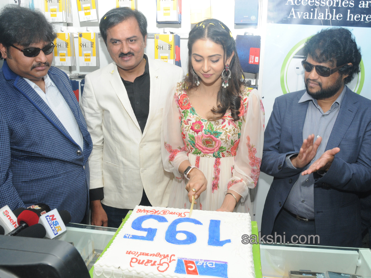 Rakul Preet Singh In Kadapa - Sakshi7
