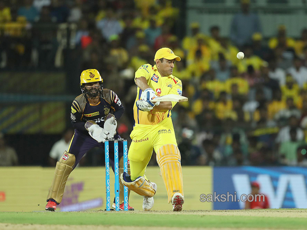 chennai super kings beat kkr-5 wickets - Sakshi8